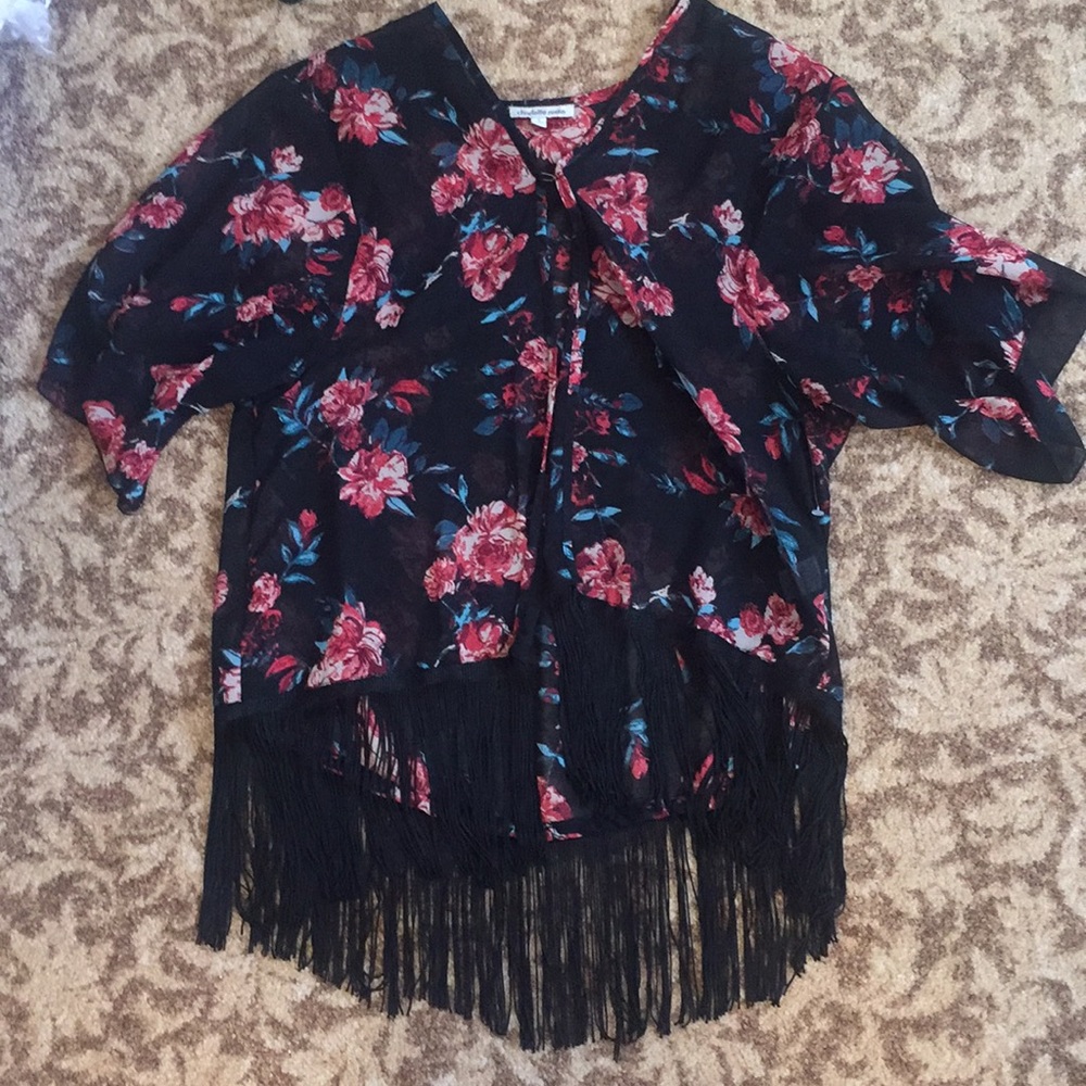 Floral kimono, with fringe